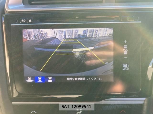 Honda FIT HYBRID 2014-04 8035575-13