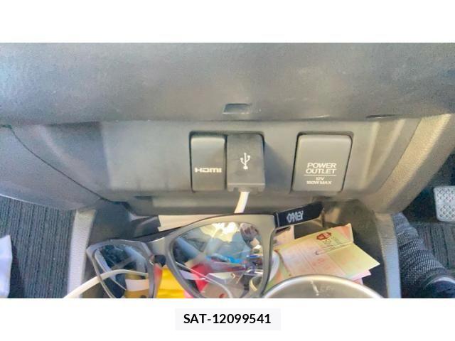Honda FIT HYBRID 2014-04 8035575-22