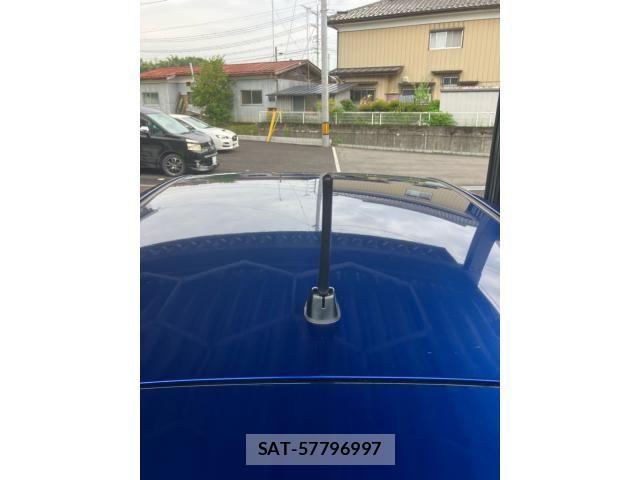 Honda FIT HYBRID 2016-10 8035588-13