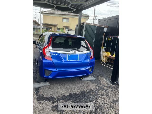 Honda FIT HYBRID 2016-10 8035588-2