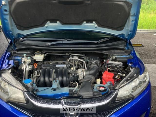 Honda FIT HYBRID 2016-10 8035588-7