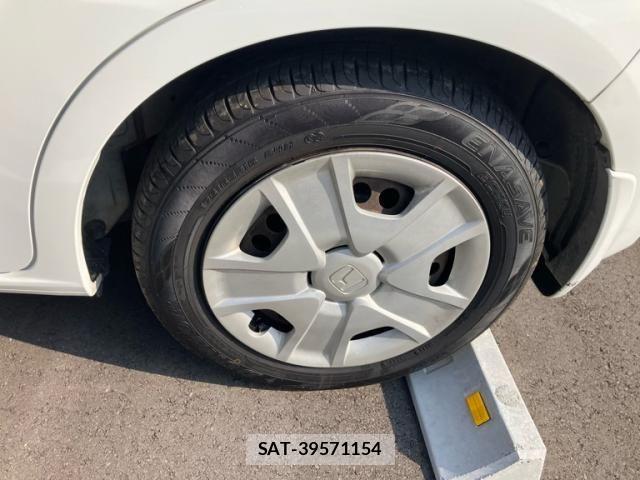 Honda FIT HYBRID 2013-01 8035589-6
