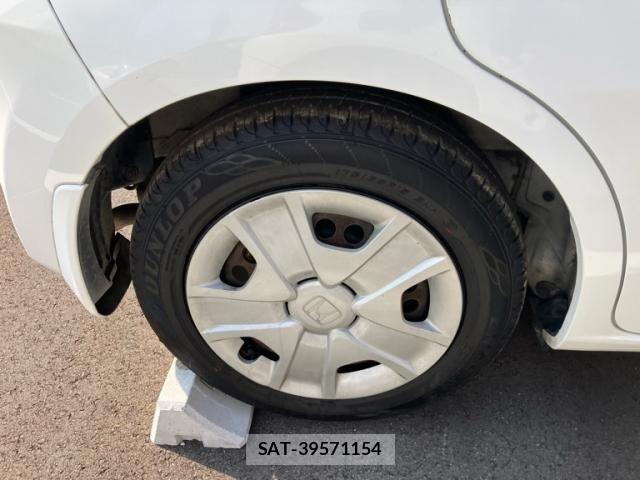 Honda FIT HYBRID 2013-01 8035589-7