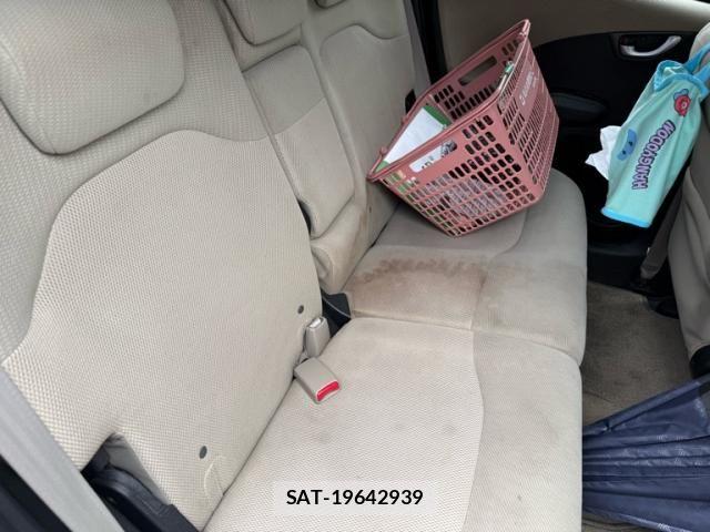 Honda FIT HYBRID 2012-12 8035593-12