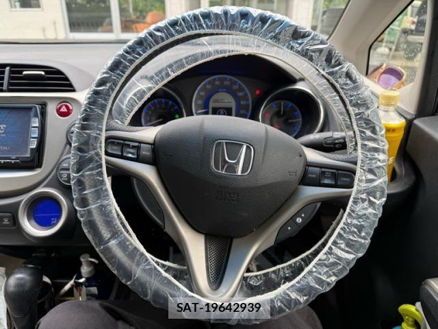 Honda FIT HYBRID 2012-12 8035593-20