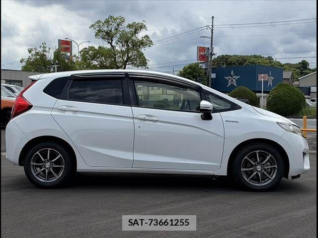 Honda FIT HYBRID 2015-08 8035573-10