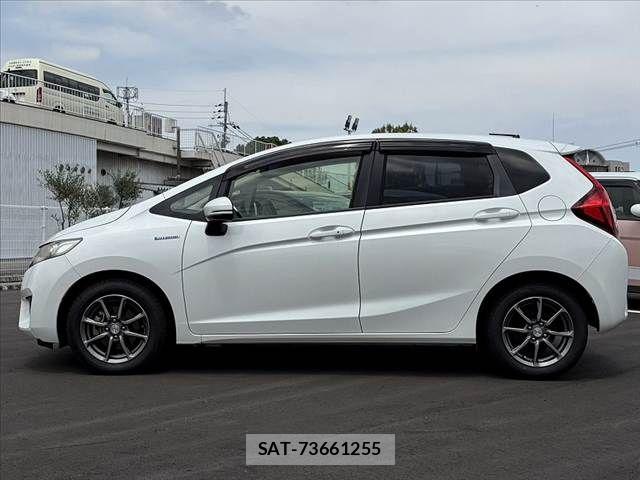 Honda FIT HYBRID 2015-08 8035573-11