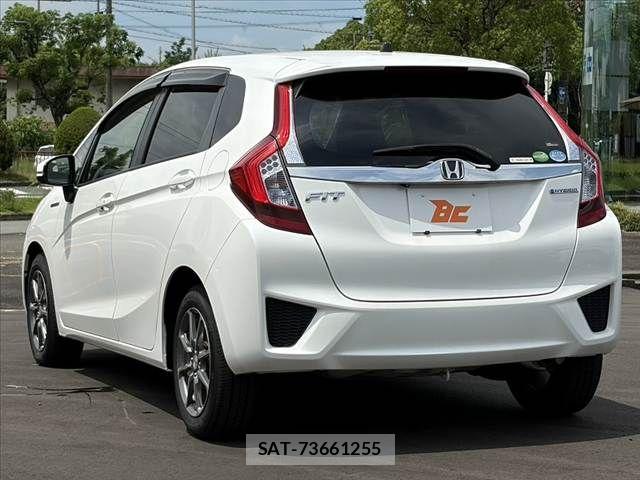 Honda FIT HYBRID 2015-08 8035573-12