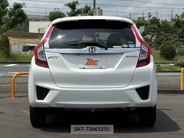Honda FIT HYBRID 2015-08 8035573-13