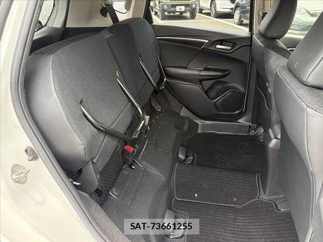 Honda FIT HYBRID 2015-08 8035573-26