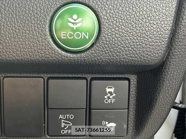 Honda FIT HYBRID 2015-08 8035573-5