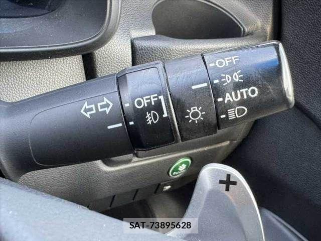 Honda FIT HYBRID 2014-10 8035577-21