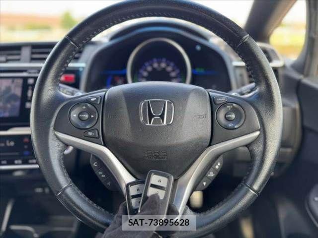 Honda FIT HYBRID 2014-10 8035577-4