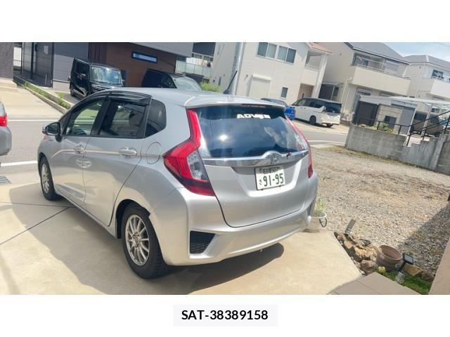 Honda FIT HYBRID 2015-10 8035584-2