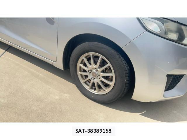 Honda FIT HYBRID 2015-10 8035584-7