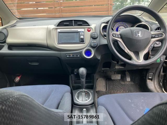 Honda FIT HYBRID 2011-11 8035591-19