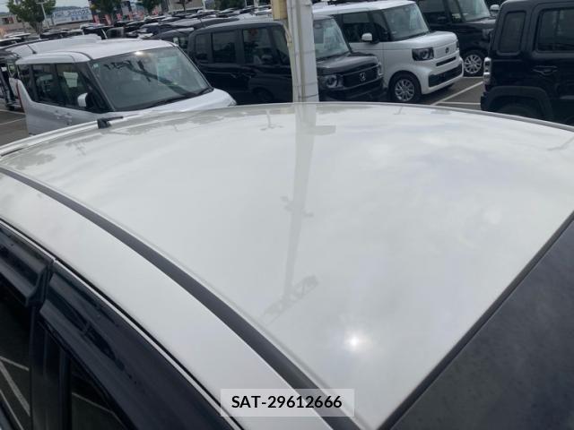 Honda FIT HYBRID 2016-07 8035576-2