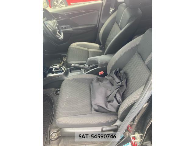 Honda FIT HYBRID 2017-09 8035571-14