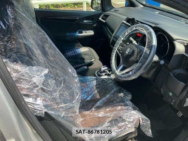 Honda FIT HYBRID 2014-01 8035579-11