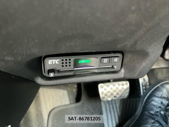 Honda FIT HYBRID 2014-01 8035579-17