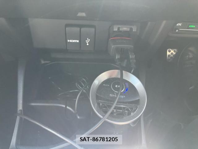 Honda FIT HYBRID 2014-01 8035579-18