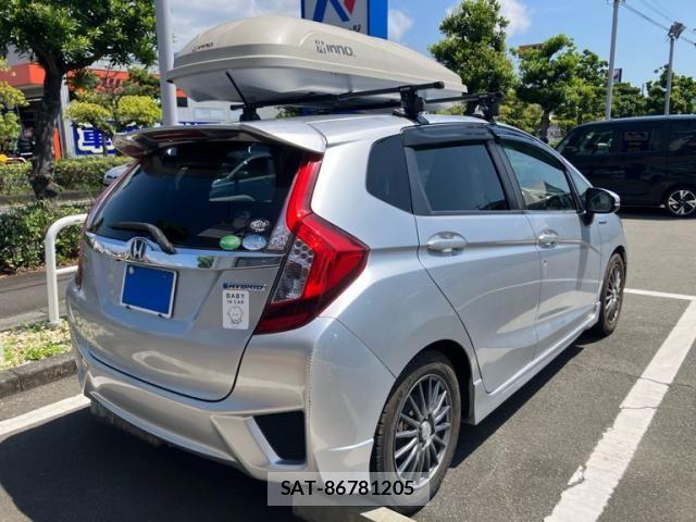 Honda FIT HYBRID 2014-01 8035579-5