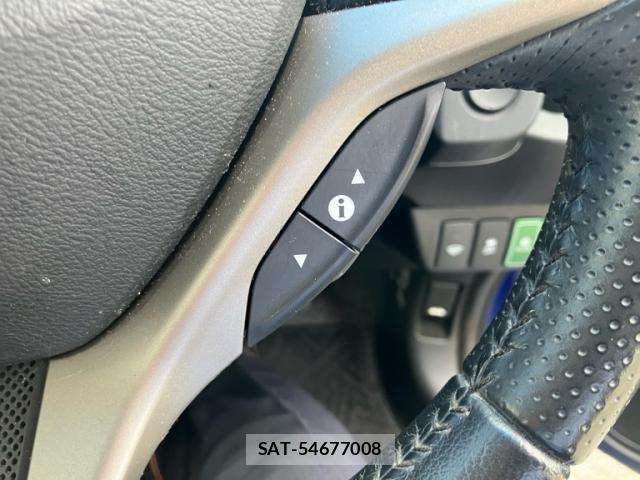 Honda FIT HYBRID 2010-11 8073780-17