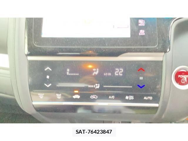 Honda FIT HYBRID 2013-12 8073778-14