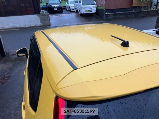 Honda FIT HYBRID 2017-10 8073770-10