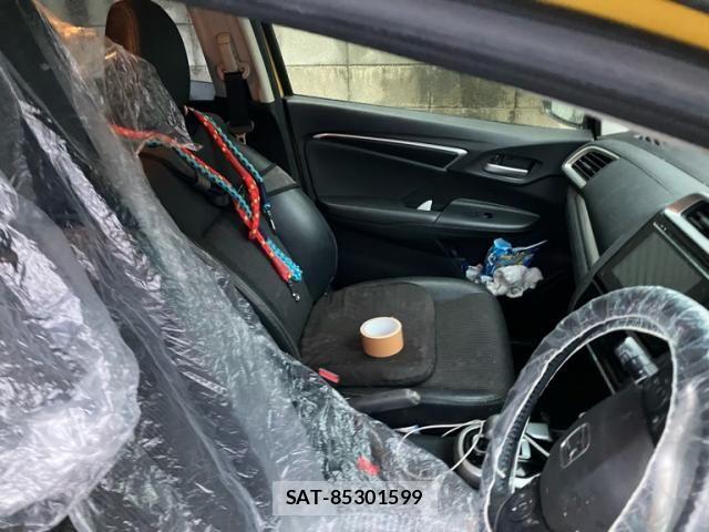 Honda FIT HYBRID 2017-10 8073770-13