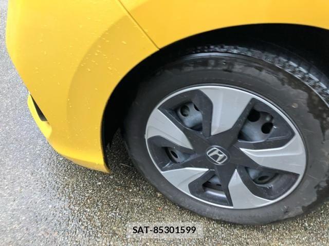 Honda FIT HYBRID 2017-10 8073770-7