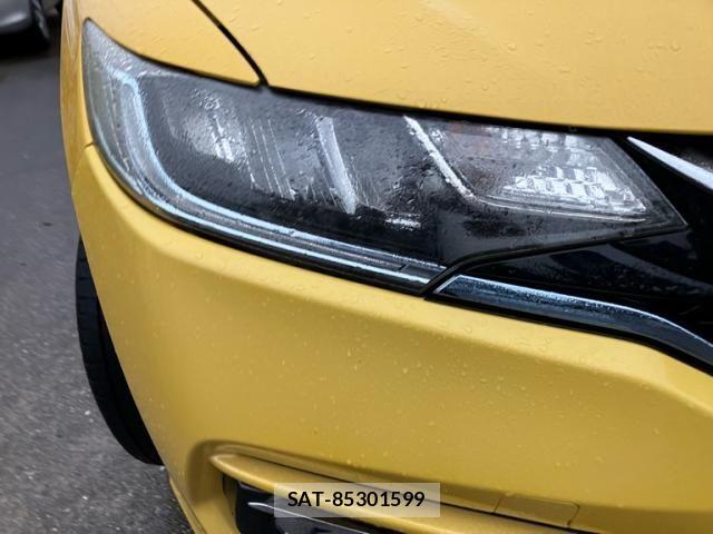 Honda FIT HYBRID 2017-10 8073770-8