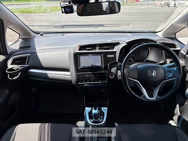 Honda FIT HYBRID 2017-09 8073766-1
