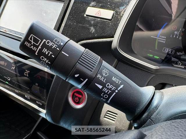 Honda FIT HYBRID 2017-09 8073766-26