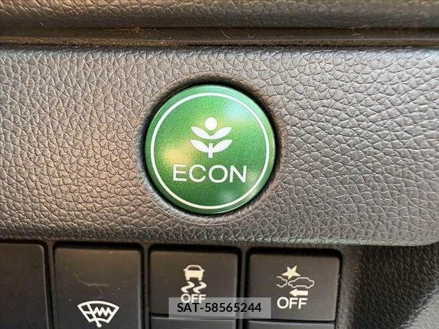 Honda FIT HYBRID 2017-09 8073766-3