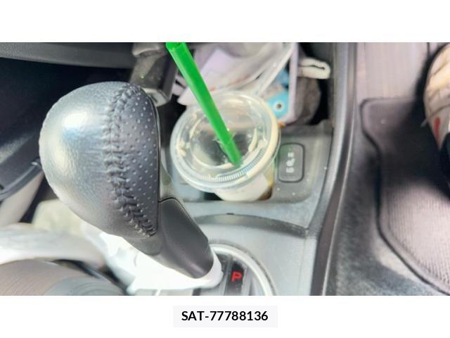 Honda FIT HYBRID 2013-03 8073772-16