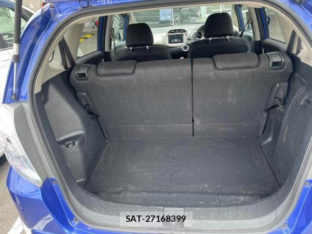 Honda FIT HYBRID 2011-10 8073782-14