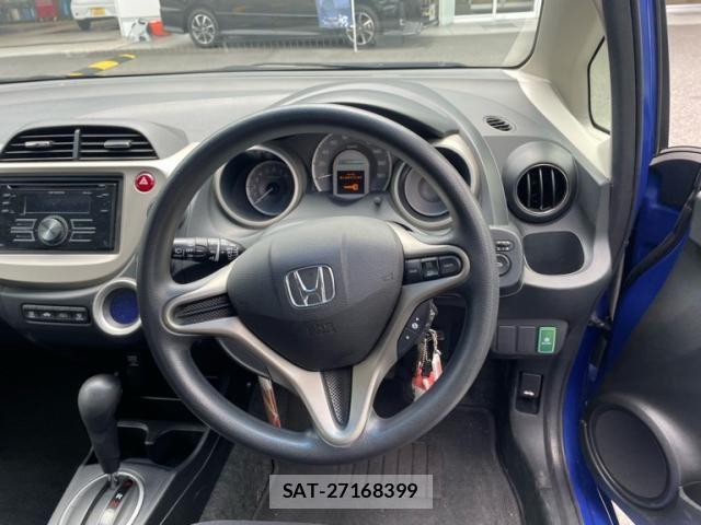 Honda FIT HYBRID 2011-10 8073782-15