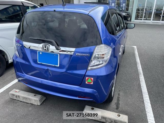 Honda FIT HYBRID 2011-10 8073782-3