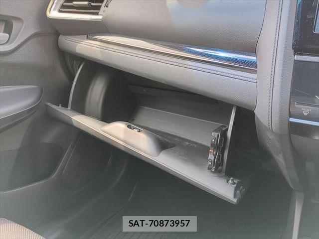 Honda FIT HYBRID 2013-11 8073769-19