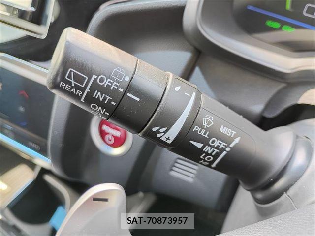 Honda FIT HYBRID 2013-11 8073769-24