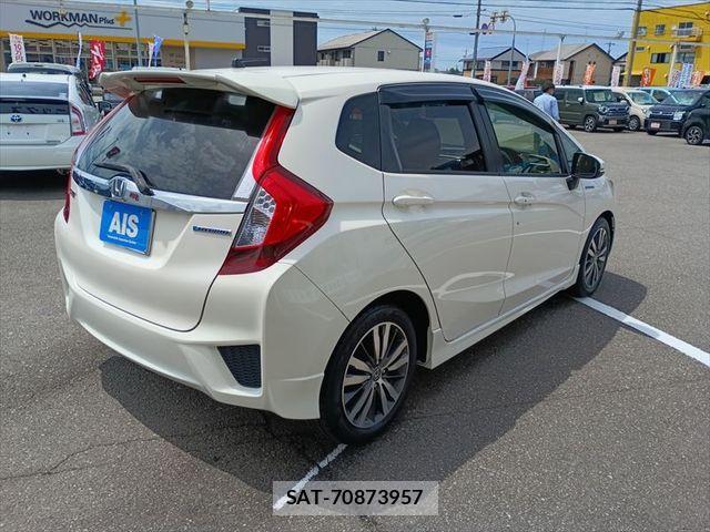 Honda FIT HYBRID 2013-11 8073769-2
