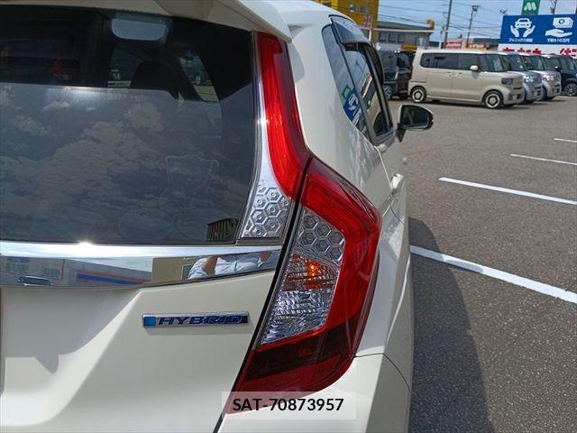 Honda FIT HYBRID 2013-11 8073769-5