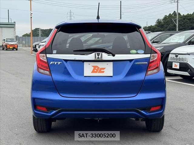 Honda FIT HYBRID 2018-02 8073767-13
