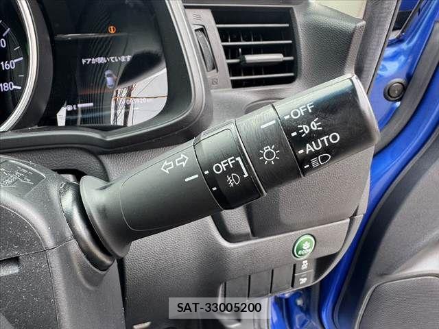 Honda FIT HYBRID 2018-02 8073767-26