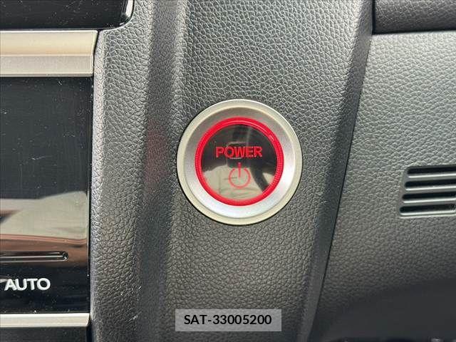 Honda FIT HYBRID 2018-02 8073767-28