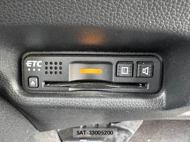 Honda FIT HYBRID 2018-02 8073767-4
