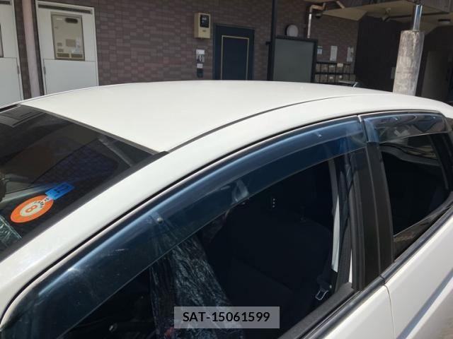 Honda FIT HYBRID 2015-10 8073768-12