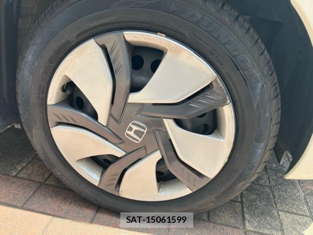 Honda FIT HYBRID 2015-10 8073768-5
