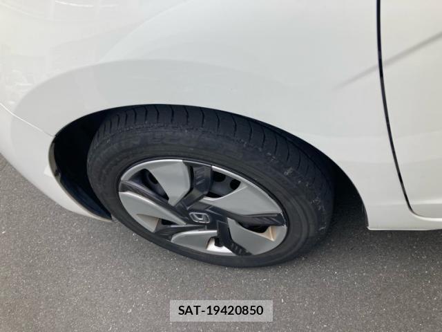 Honda FIT HYBRID 2015-08 8073773-7